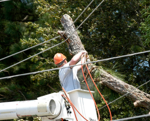 What Safety Protocols Should Linemen Follow During Emergency Storm Restoration?